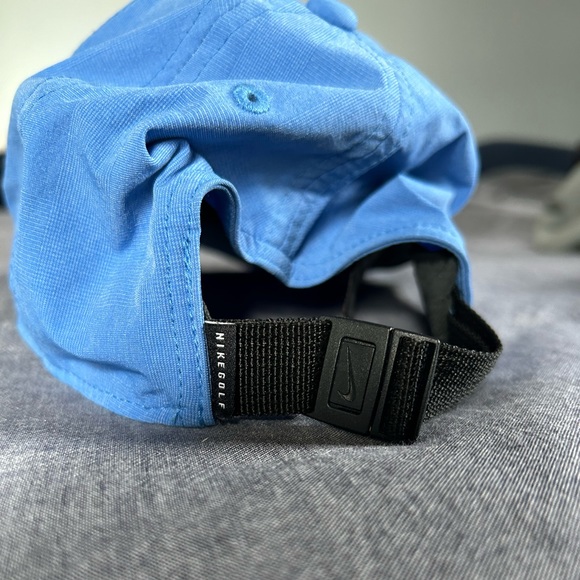 Nike Golf Hat - Picture 2 of 3